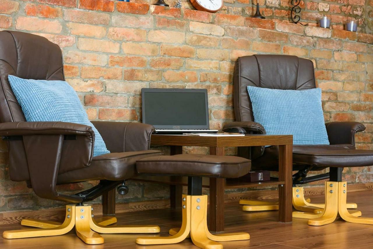 Апартаменты Studio V - Industrial & Original - Old Town Клуж-Напока Экстерьер фото